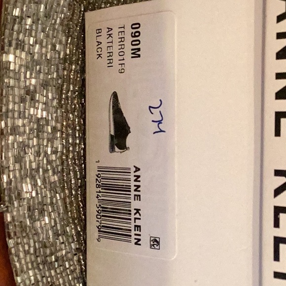 Anne Klein zipper sneakers - Picture 2 of 6